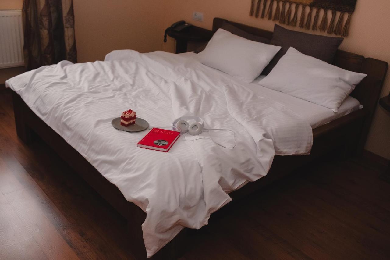 Aivengo Hotel Kolodenka Bagian luar foto