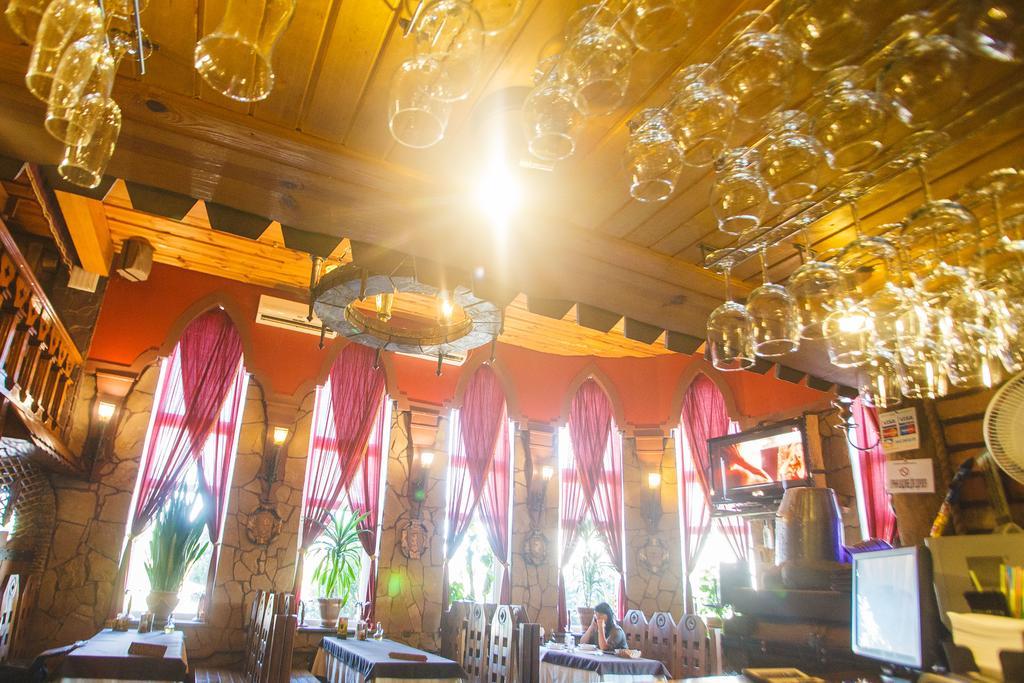 Aivengo Hotel Kolodenka Bagian luar foto